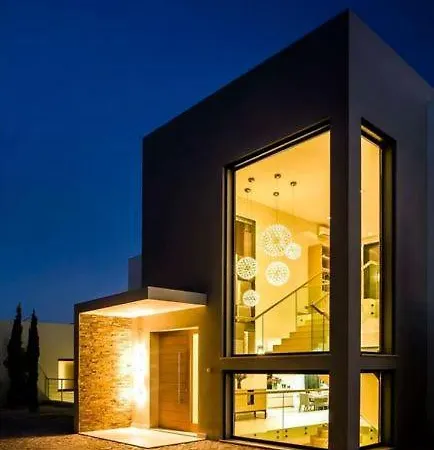 Villa Grande Contemporanea E Privada Com Vista A Quinta Do E O Oceano